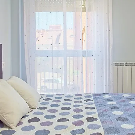 Vivienda Turistica Osiris カントリーハウス